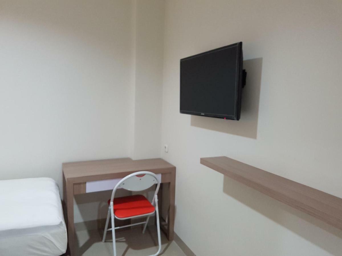 Ethan Hotel Kelapa Gading Jakarta Exterior photo